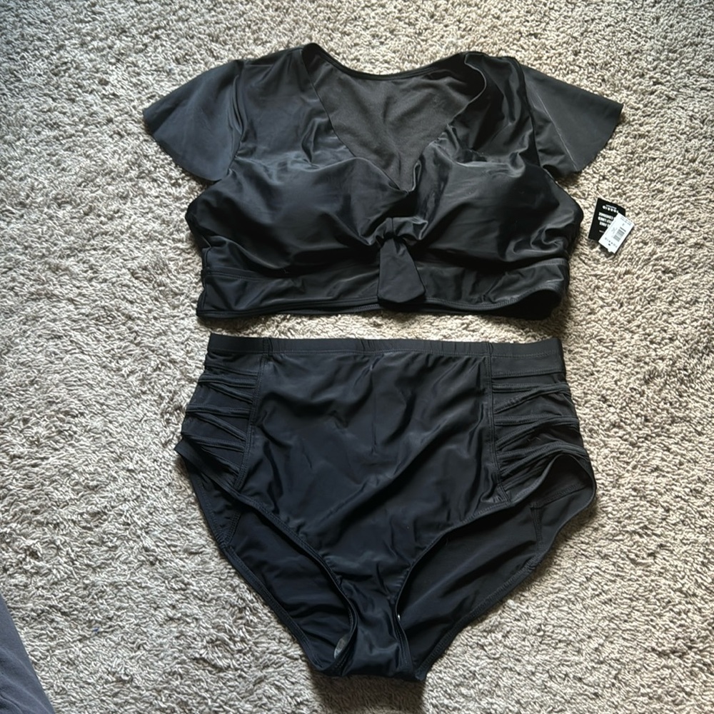 NWT Torrid Swim Top & Bottom Black Size 2